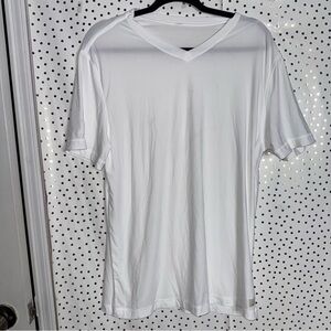 Vuori Classic White V-Neck T-Shirt